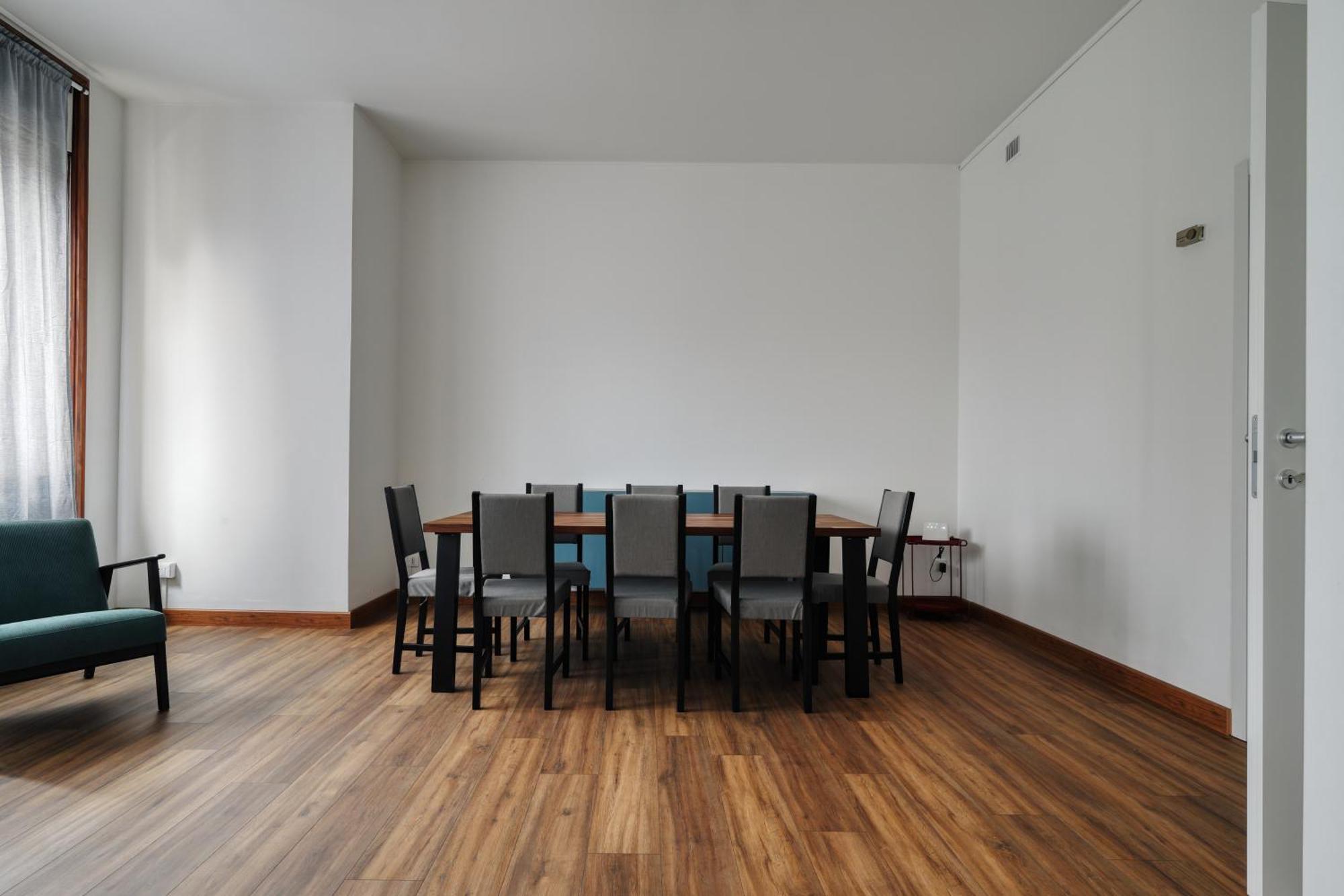Joivy Chic 3-Bed Flat Near Colonne Di San Lorenzo Милано Екстериор снимка