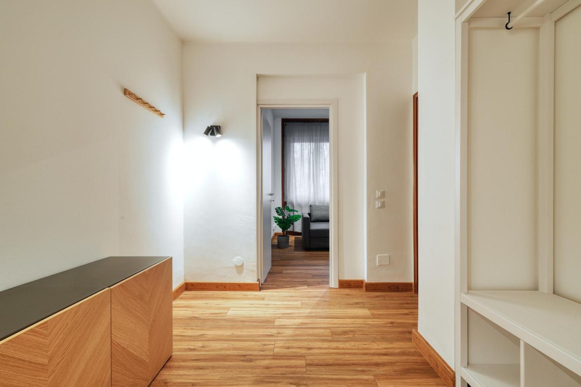 Joivy Chic 3-Bed Flat Near Colonne Di San Lorenzo Милано Екстериор снимка