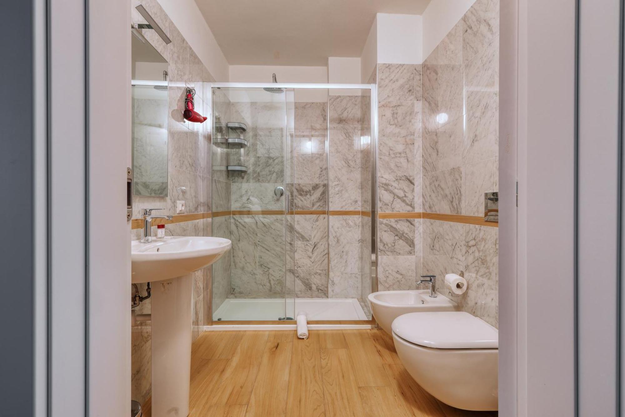 Joivy Chic 3-Bed Flat Near Colonne Di San Lorenzo Милано Екстериор снимка