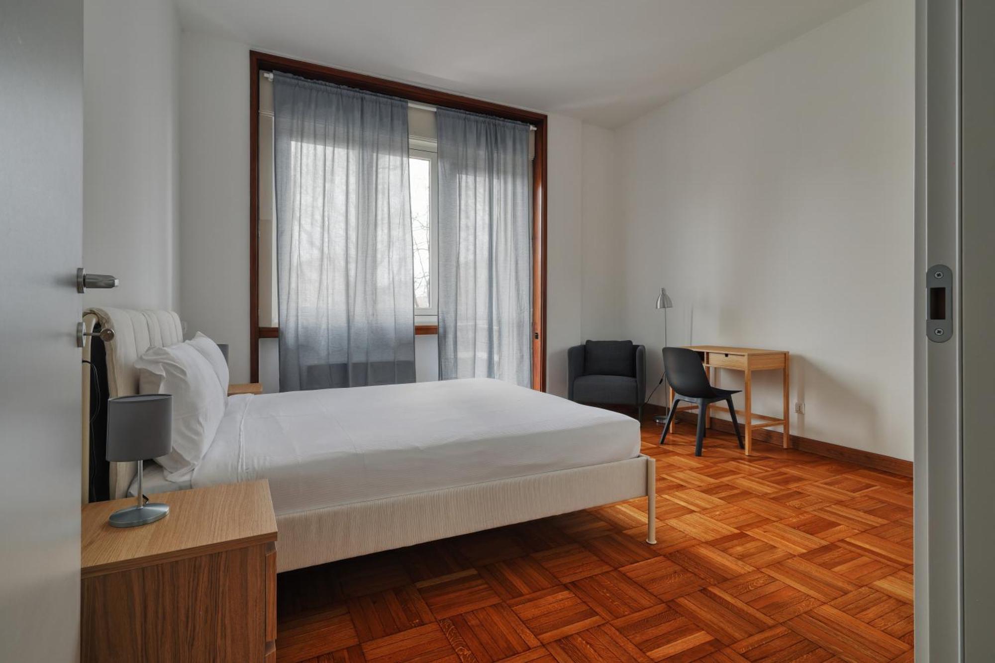 Joivy Chic 3-Bed Flat Near Colonne Di San Lorenzo Милано Екстериор снимка